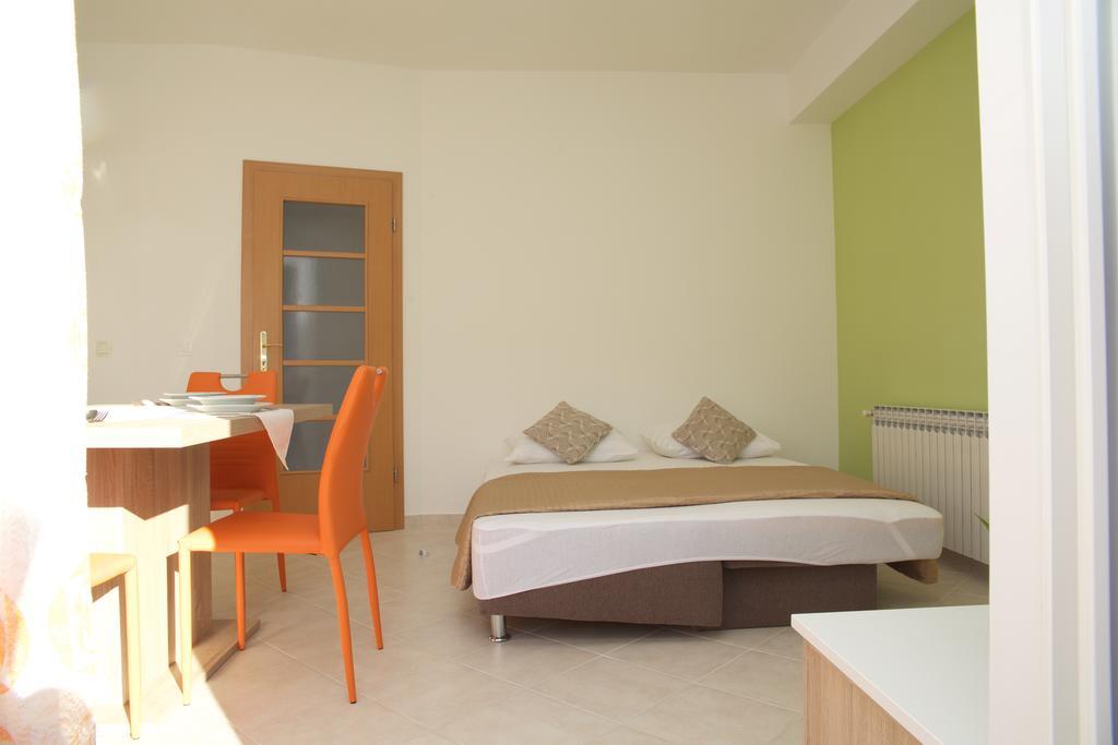 Antonija Apartments With Pool Biograd Na Moru Zewnętrze zdjęcie